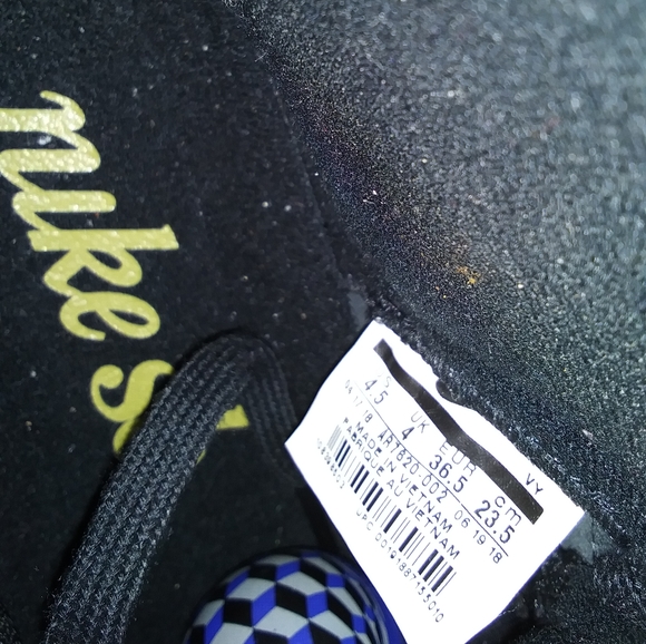 Nike Challenger Precision High Tops - Picture 4 of 5